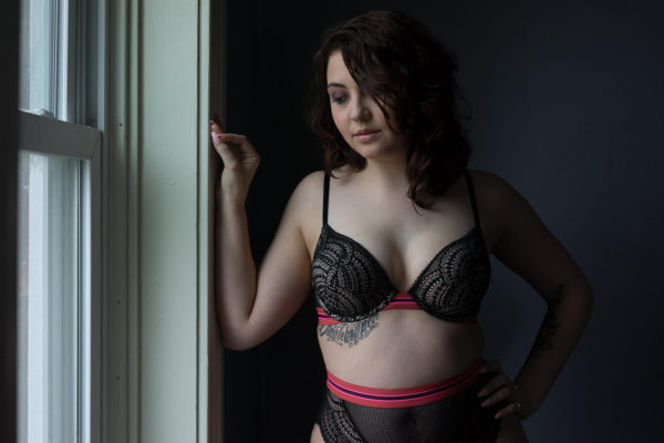 Niki Stefanelli of Her Story Images is a Oakland California Boudoir Photographer specializing in boudoir and portrait photography in Oakland California. Her Story Images.