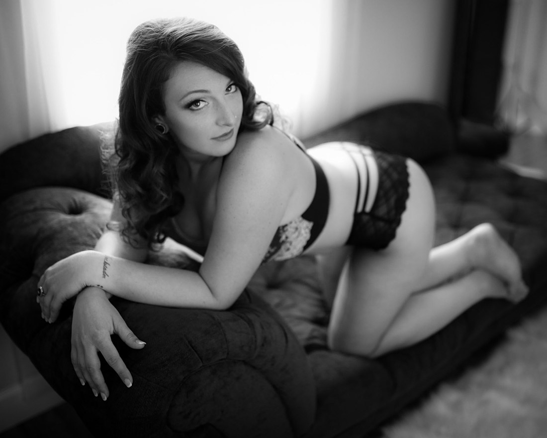 Chris Connelly of Chris Connelly Photography is a Saratoga Springs, NY Boudoir Photographer specializing in boudoir and portrait photography in Saratoga Springs, NY area. Chris Connelly Photography - Saratoga Springs, NY area Boudoir Photographer