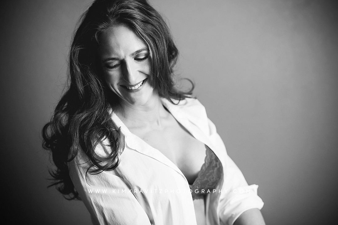 Kim Kravitz of Kim Kravitz Photography is a Girard Kansas Photographer Boudoir Photographer specializing in boudoir and portrait photography in Girard Kansas area. Kim Kravitz Photography - Girard Kansas Boudoir Photographer